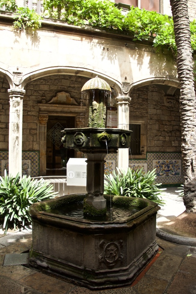Fountain at the Archdeacon's house, Gothic Cathedral